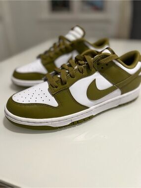 Nike Dunk Low  Olive and White Low-Top Sneakers Sz 9.5